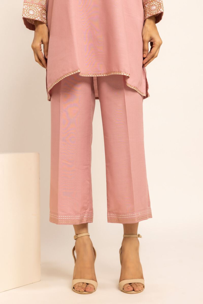  | Pants | Embroidered | null