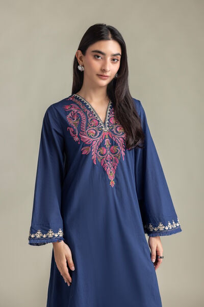 Embroidered | Cambric | V-Neck Cambric Kurta | AED 180.00