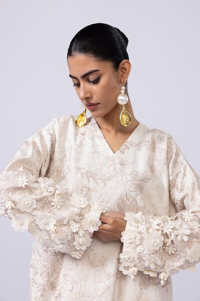 Embroidered | Viscose Oak Silk | Kurta | AED 144.00