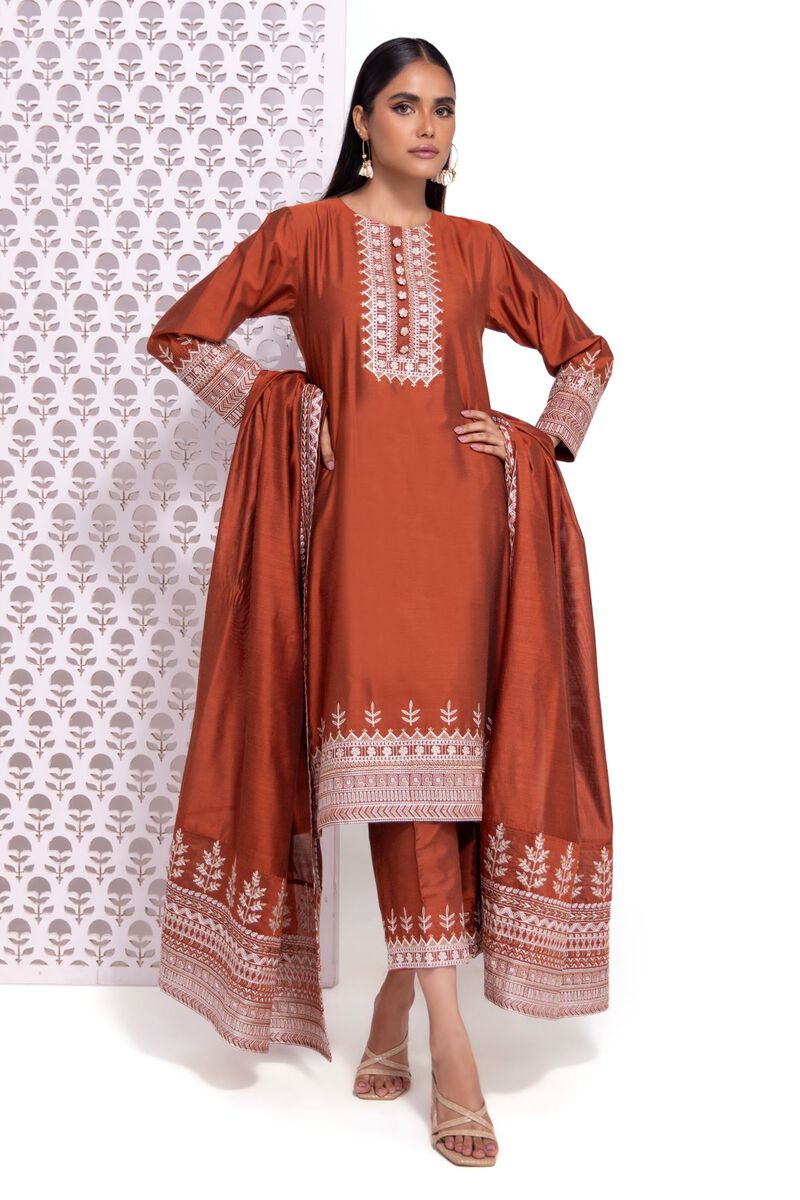 https://uae.khaadi.com/dw/image/v2/BJTG_PRD/on/demandware.static/-/Sites-khaadi-master-catalog/default/dwb9c36f1a/images/hi-res/est24514_rust_1.jpg?sw=800&sh=1200