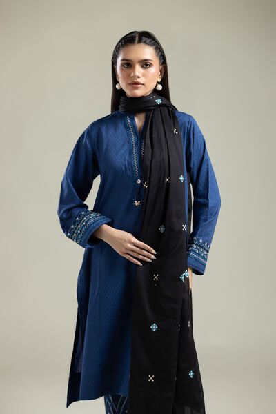 Embroidered | Lawn | Black Lawn Dupatta | AED 100.00