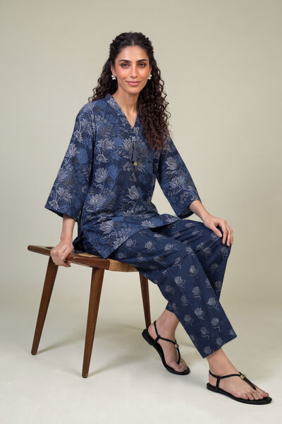 Printed | Light Khaddar | Floral Navy Kurta | AED 150.00