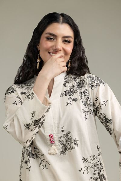 Embroidered | Cambric | Floral Longline Kurta | AED 150.00