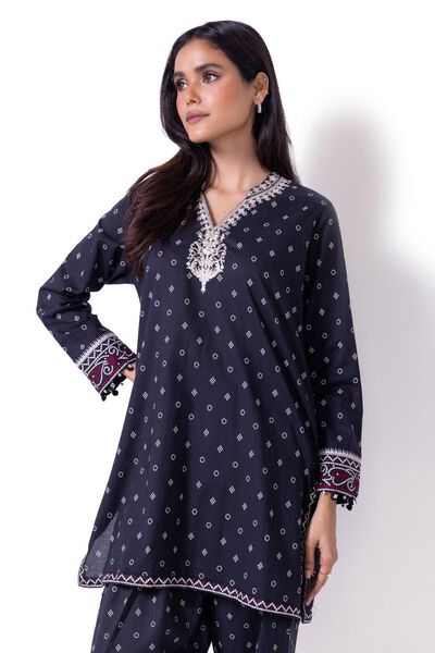  | Kurta | Embroidered | AED 100.00