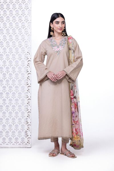  | Kurta | Embroidered | AED 140.00