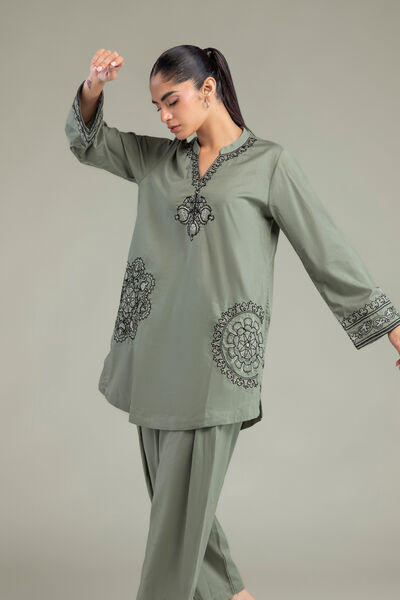 Embroidered | Cambric | Olive Cambric Kurta | AED 200.00