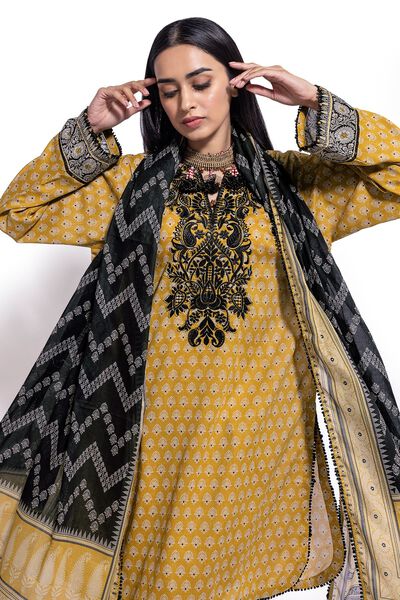 Lawn | Embroidered | Fabrics 3 Piece | AED 120.00