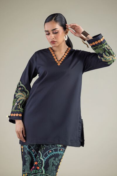 Embroidered | Cambric | Black Cambric Kurta | AED 75.00