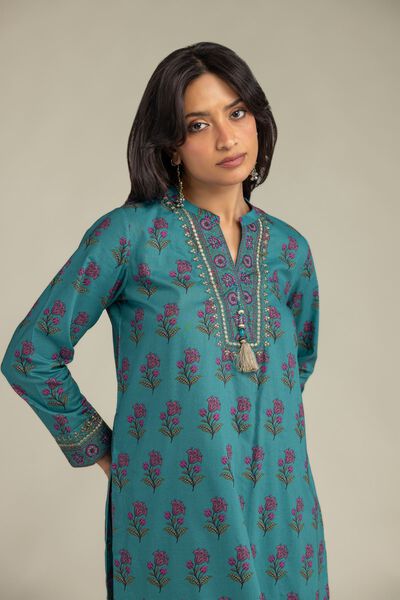 Embroidered | Cambric | Kurta | AED 180.00