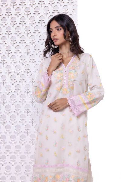  | Kurta | Embroidered | AED 320.00