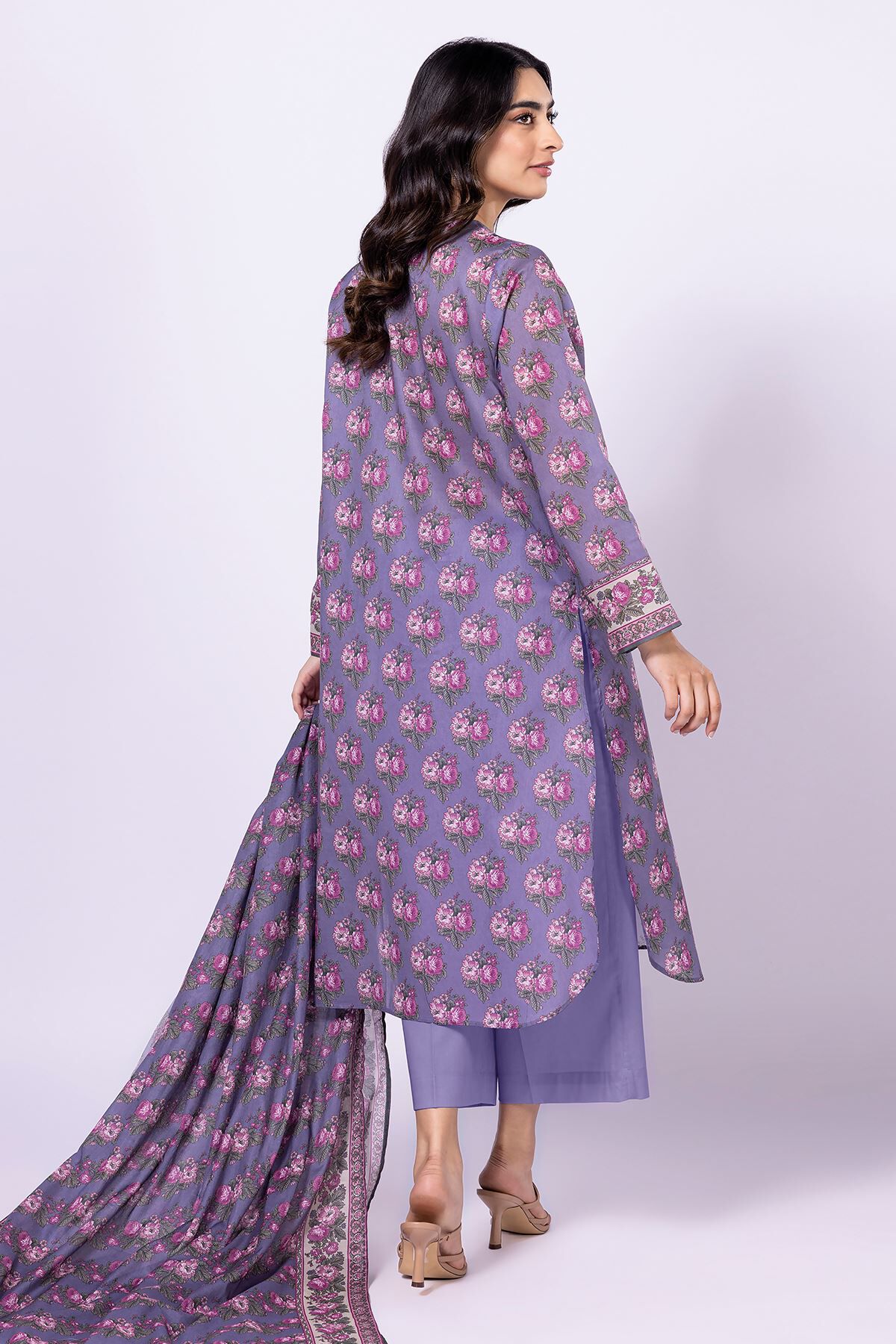 Bareeze new store winter collection 2019