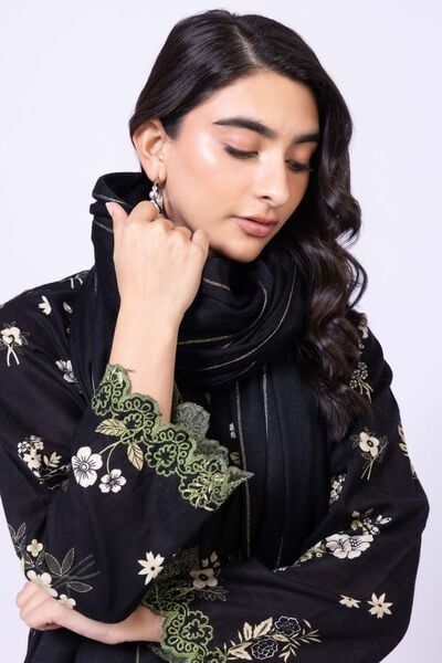 Dyed | Acrylic | Shawl | AED 60.00