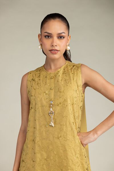 Embroidered | Cambric | Floral Sleeveless Kurta | AED 54.00
