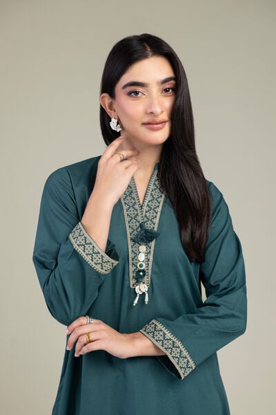 Embroidered | Cambric | V-Neck Cambric Kurta | AED 150.00