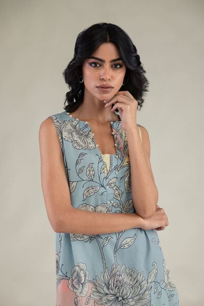Embroidered | Cambric | Kurta | AED 150.00