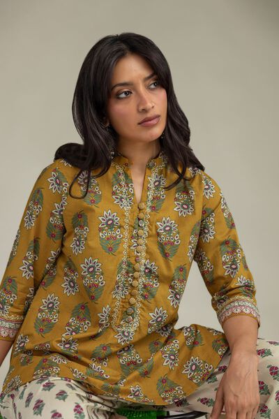 Embroidered | Cambric | Cambric Floral Kurta | AED 150.00