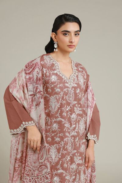 Embroidered | Cambric | Embroidered Cambric Set | AED 350.00