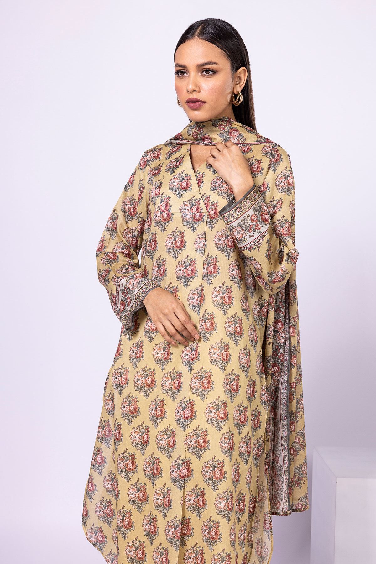 Khaadi lawn best sale 3 piece suit