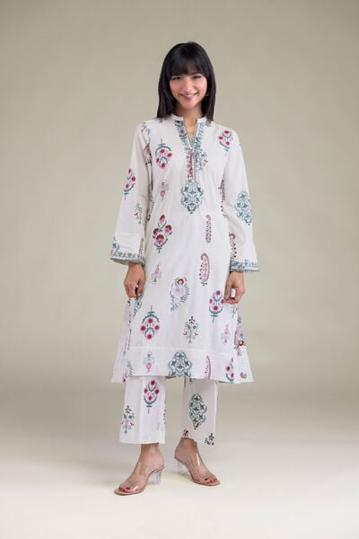 Embroidered | Cambric | White Cambric Kurta | AED 100.00