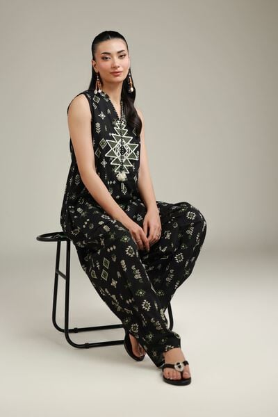 Embroidered | Cotton Dobby | Black Sleeveless Kurta | AED 130.00