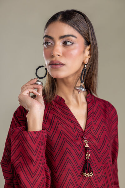 Printed | Light Khaddar | Maroon Khaddar Kurta | AED 150.00