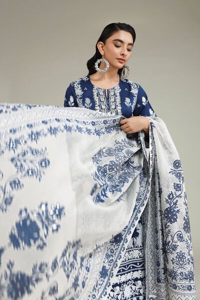 Embroidered | Cambric | Cambric 3-Piece Set | AED 350.00