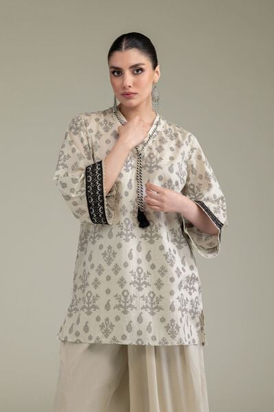 Embroidered | Lawn | Lawn V-Neck Kurta | AED 180.00