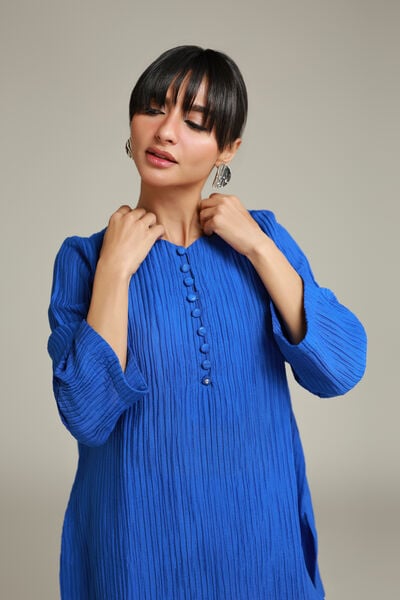 Dyed | Blended Crinkle | Blue Longline Kurta | AED 150.00