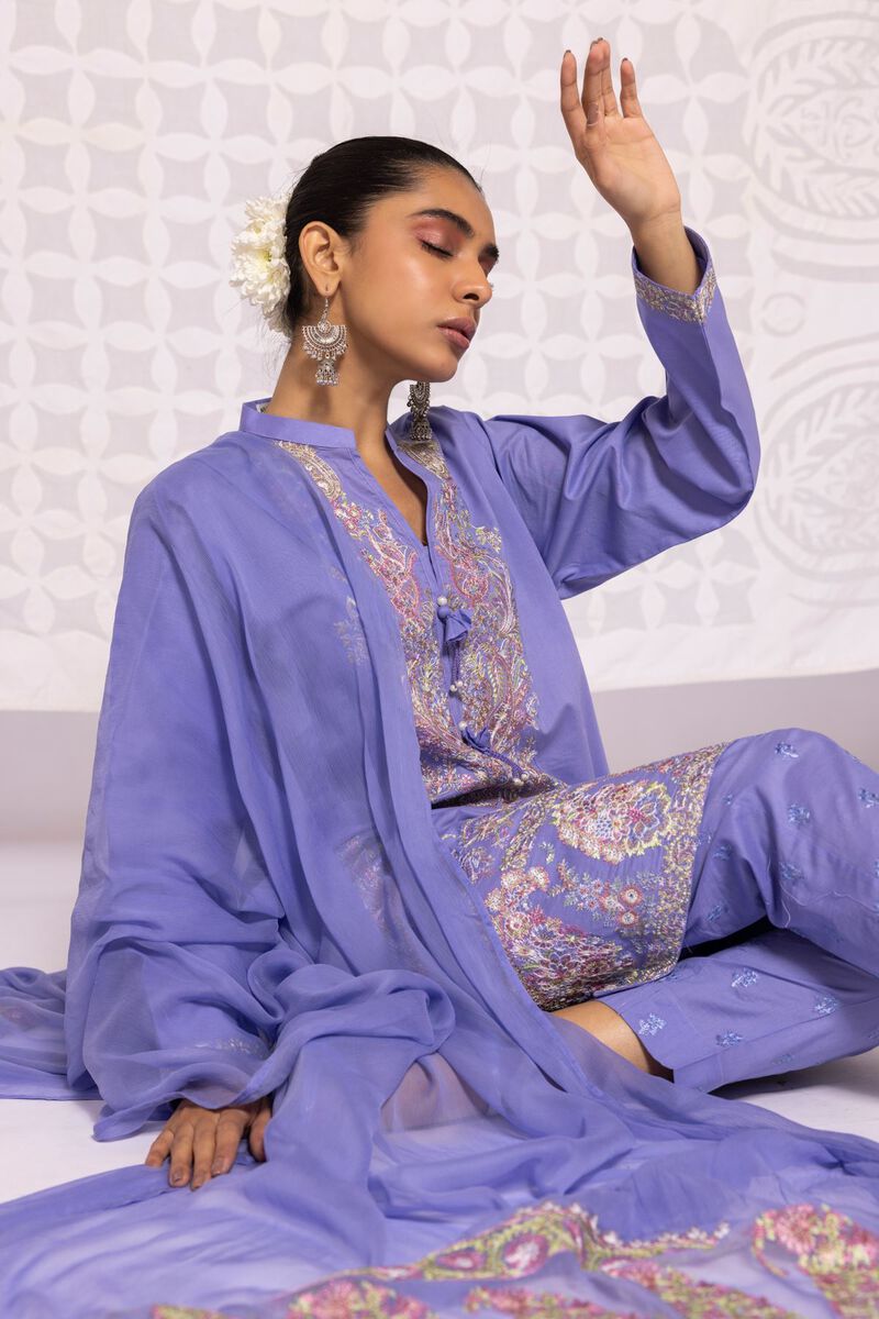  | Dupatta | Embroidered | null