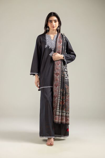 Embroidered | Mesuri | Black Mesuri Pants | AED 80.00