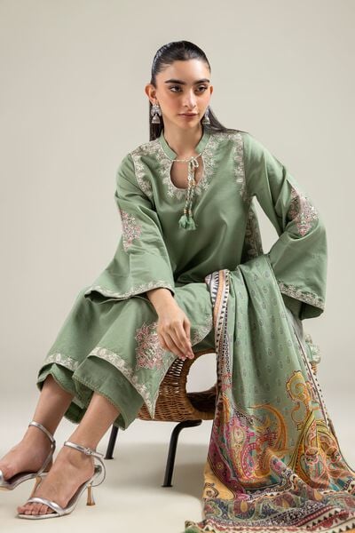 Embroidered | Mesuri | Floral Embroidered Kurta | AED 180.00