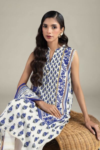 Printed | Cambric | Three Piece Suit | AED 150.00