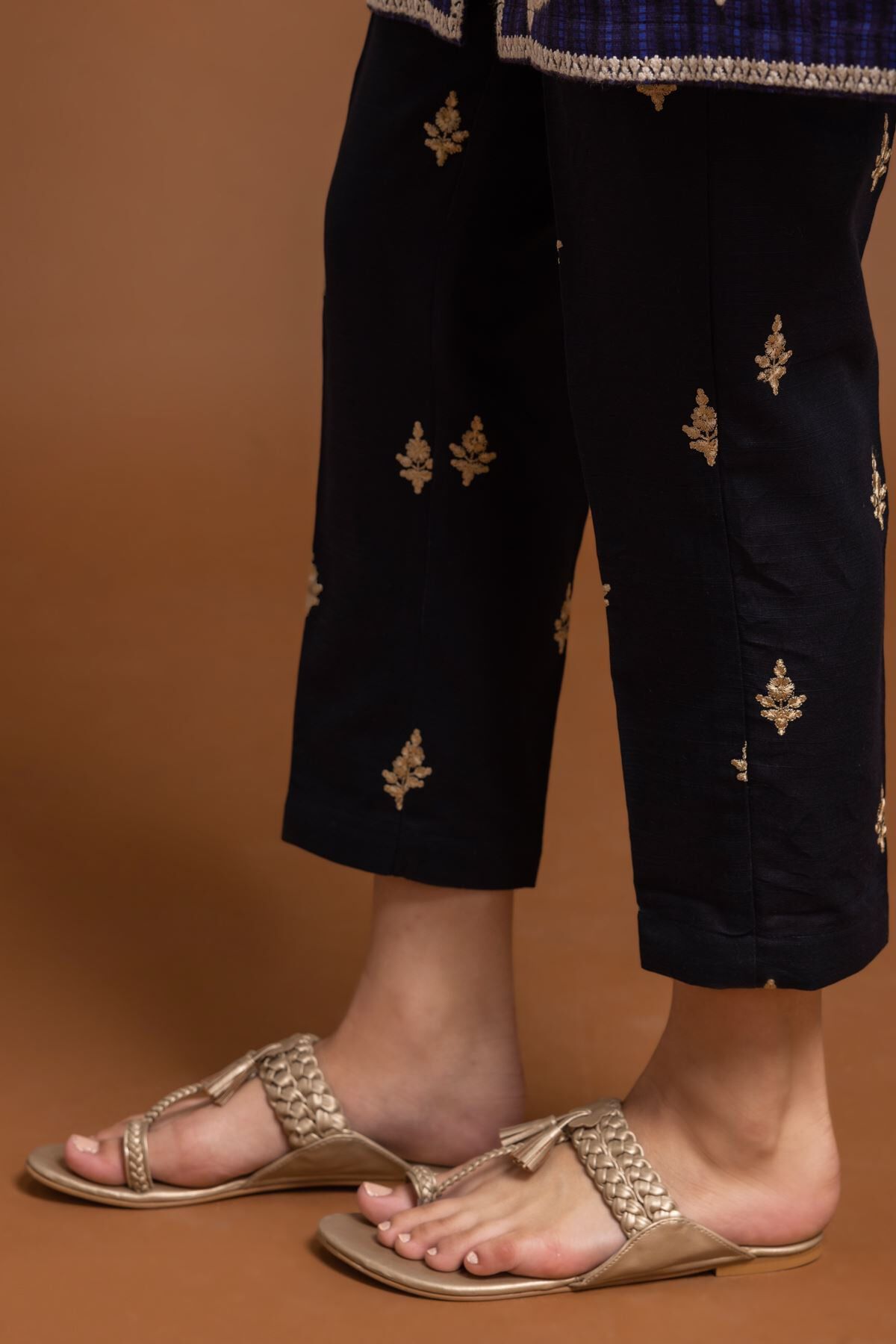 Pants Embroidered