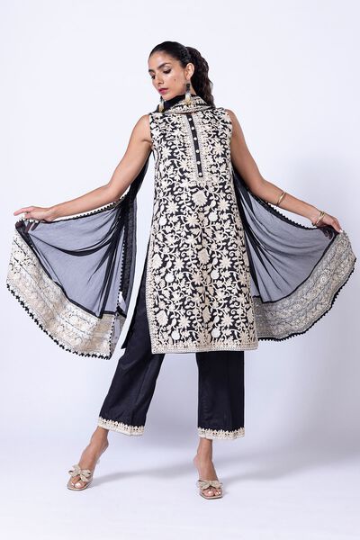  | Dupatta | Embroidered | AED 160.00