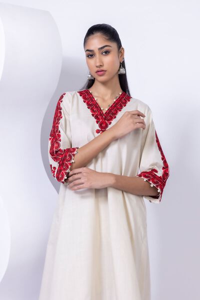 Embroidered | Crosshatch Poplin | Kurta | AED 60.00