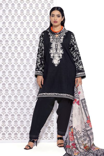 Crosshatch | Embroidered | Fabrics 3 Piece | AED 200.00