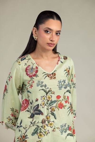 Embroidered | Cambric | Kurta | AED 200.00