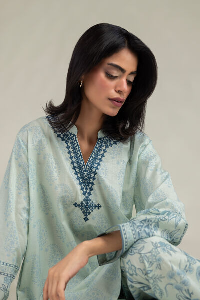 Embroidered | Cambric | Blue V-Neck Kurta | AED 75.00
