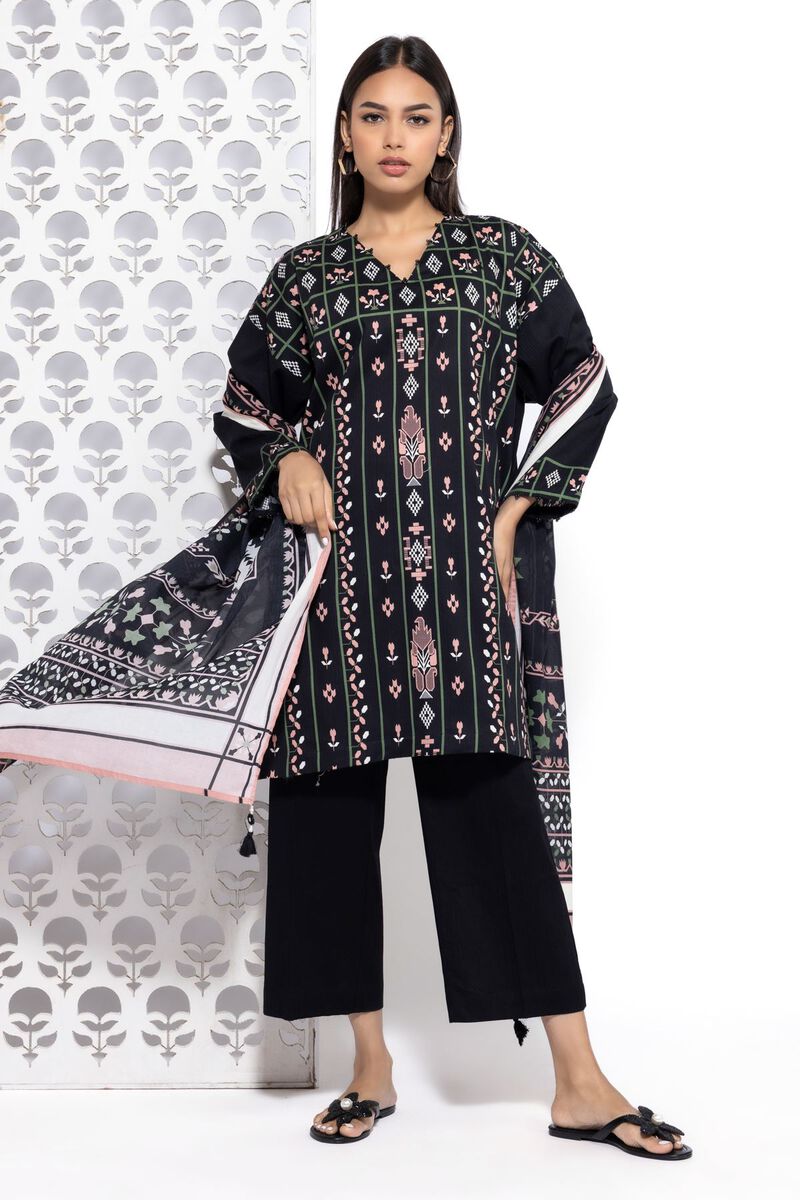 https://uae.khaadi.com/dw/image/v2/BJTG_PRD/on/demandware.static/-/Sites-khaadi-master-catalog/default/dwe6b3ed9c/images/hi-res/eet24529a_black_1.jpg?sw=800&sh=1200