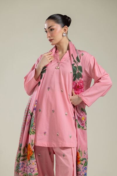 Embroidered | Cambric | Kurta | AED 130.00