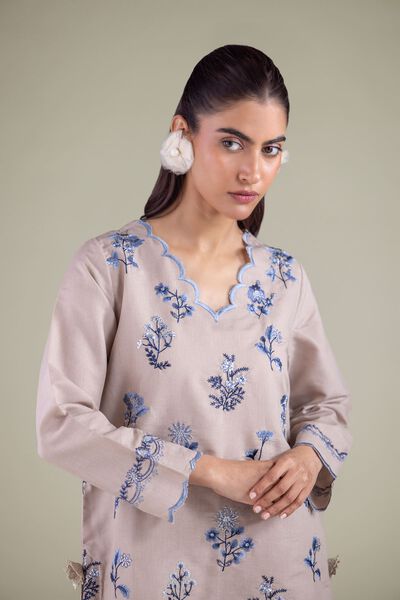Embroidered | Mesuri | Floral Scalloped Kurta | AED 100.00