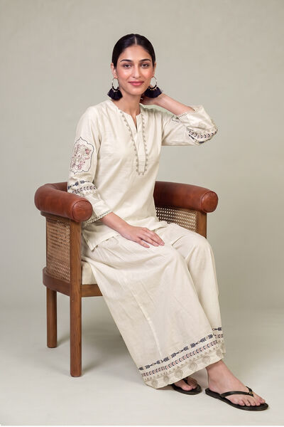 Embroidered | Cambric | Floral Cambric Kurta | AED 180.00