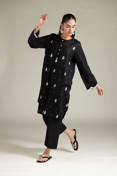 Embroidered | Textured Cotton | Kurta | AED 150.00