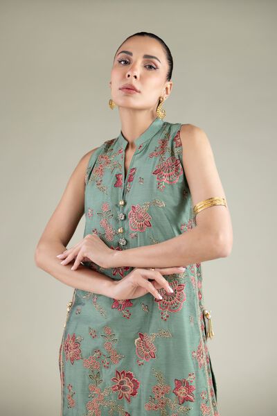 Embroidered | Raw Silk | Sleeveless Longline Kurta | AED 75.00