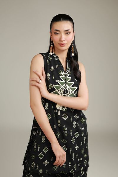 Embroidered | Cotton Dobby | Black Sleeveless Kurta | AED 130.00