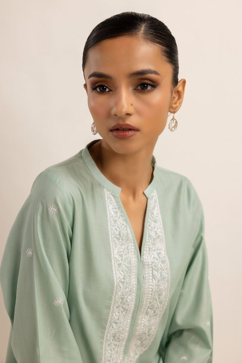  | Kurta | Embroidered | null