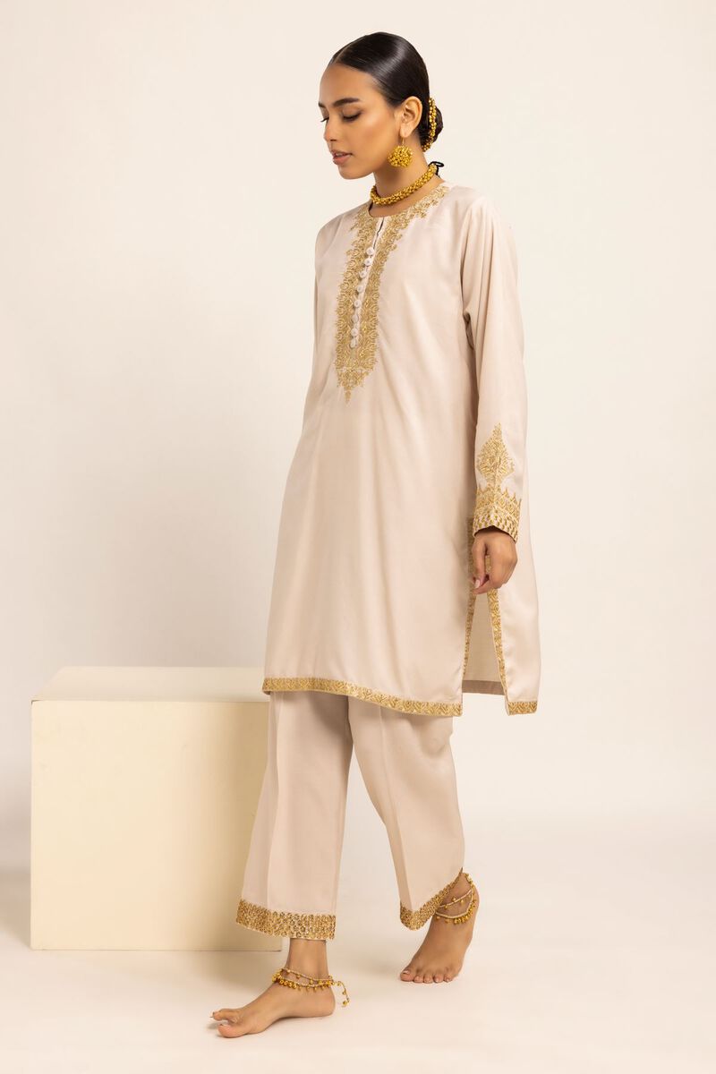  | Kurta | Embroidered | null