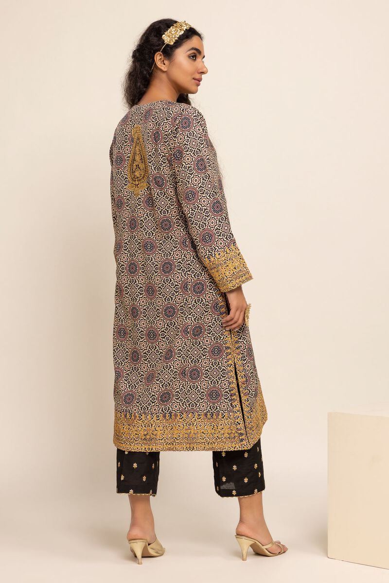  | Kurta | Embroidered | null