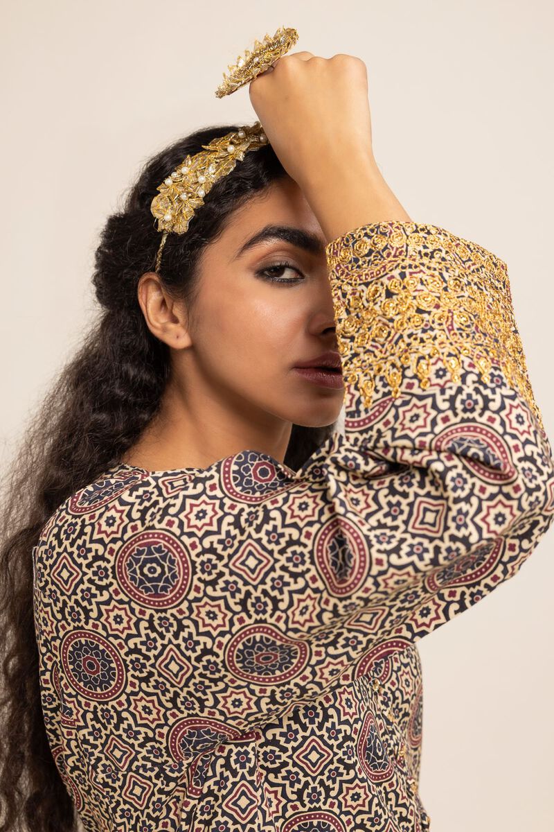 | Kurta | Embroidered | null