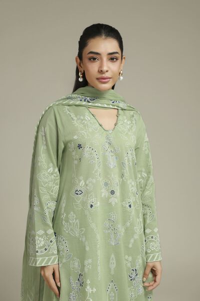 Printed | Cambric | Fabrics 3 Piece | AED 180.00